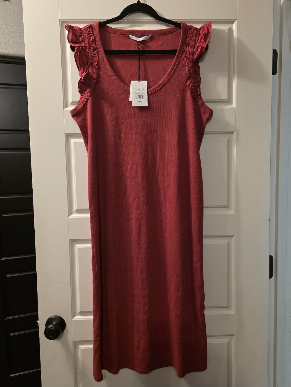Sleeveless Ruffle-Shoulder Ribbed Knit Dress in Raspberry Size XXL - Picture 1 of 3